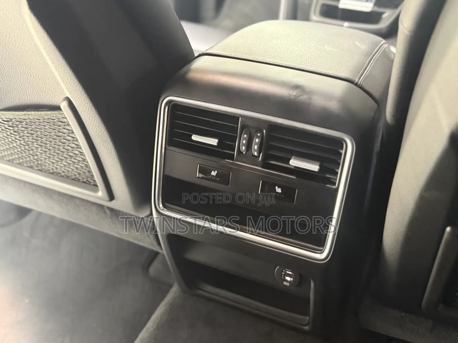Porsche Cayenne Turbo AWD 2019 White