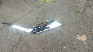 Outlander 2018 Foglights Lower Grill