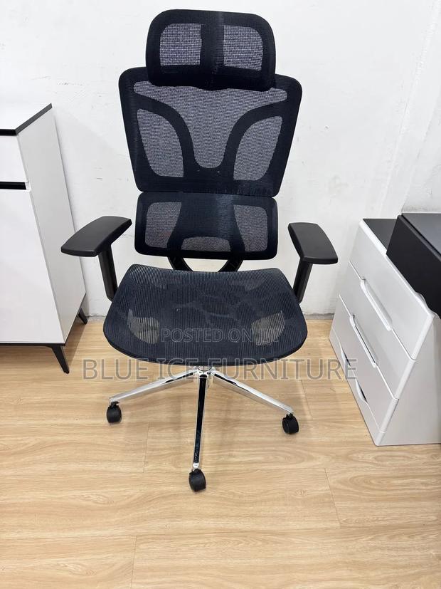 Modern Office Chair With Footrest - thumbnail 2