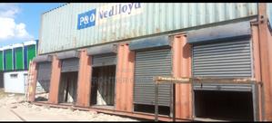 40ft High Cube Container Stalls - main view