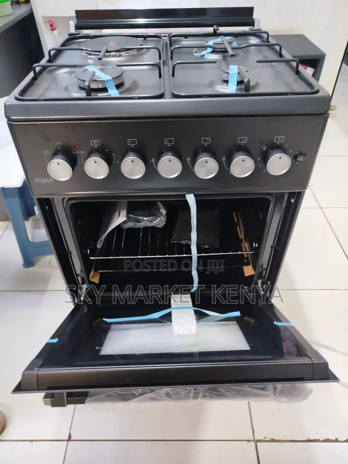 Mika Brand New Standing Cooker 3 Gas + 1 Electric Hot Plate Black