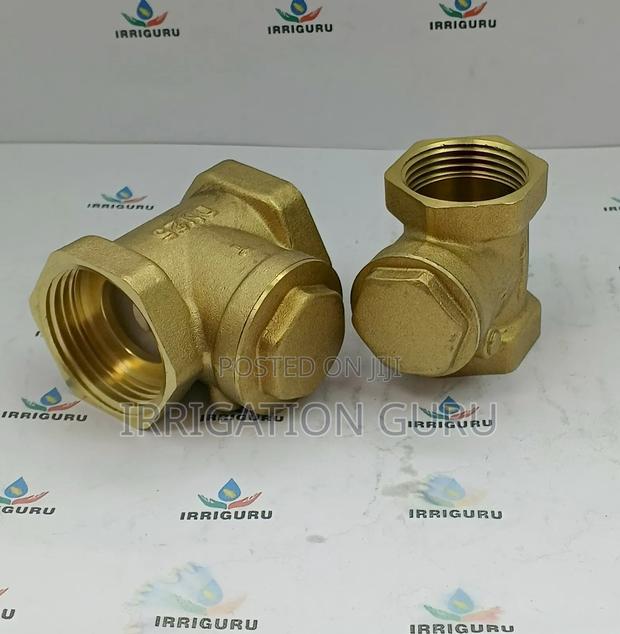 Kiingilio Cha Upande Mmoja - main view