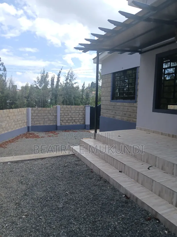 3bdrm Bungalow in Matasia for sale