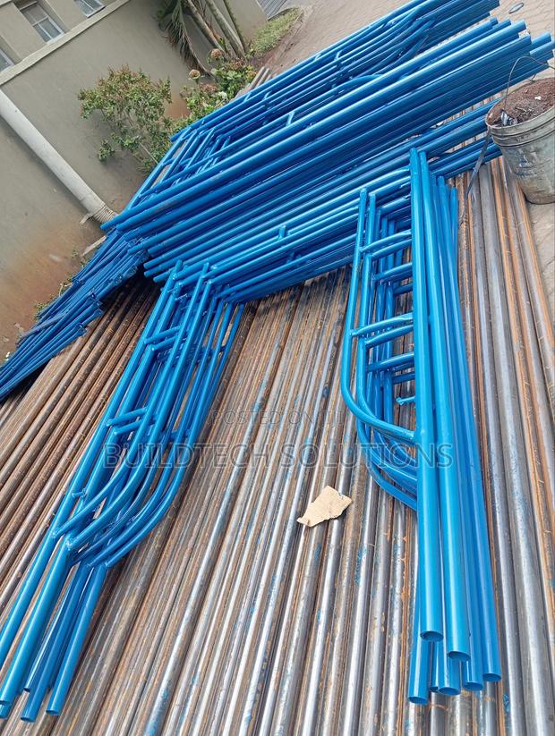 Heavy Load Barrier Scaffold Ladder