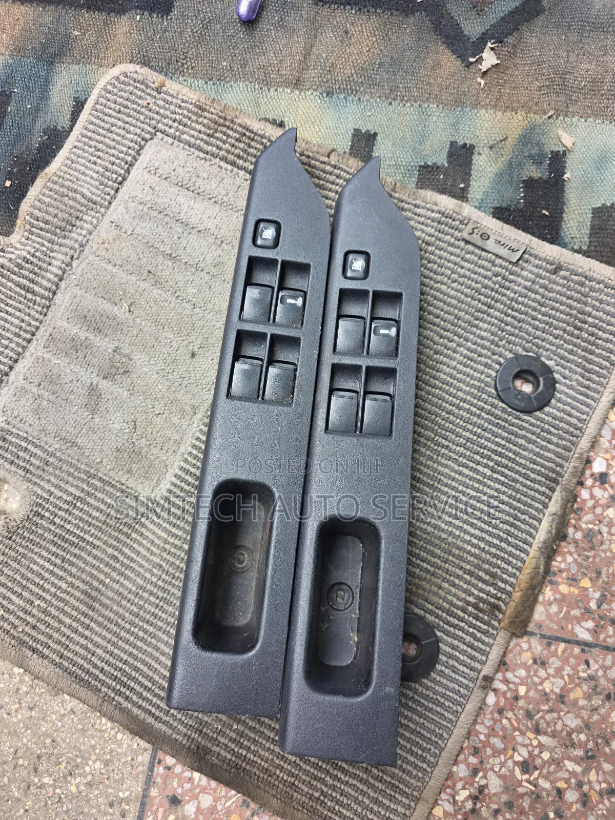 Mitsubishi Delica Main Window Switch