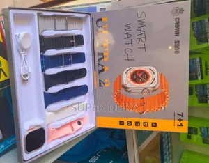 Crown S900 Ultra 2 Smartwatch.