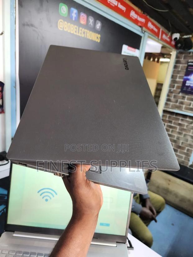 Laptop Lenovo Yoga 11e 4GB Intel Celeron HDD 128GB - thumbnail 2