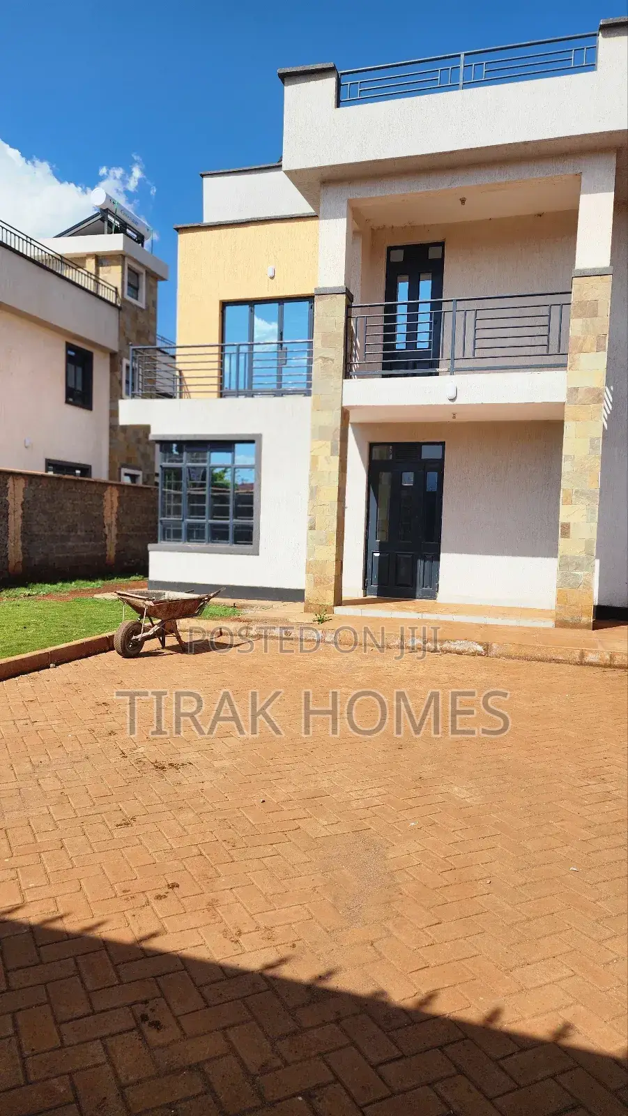 4bdrm Maisonette in Court B, Kenyatta Road / Theta  for rent