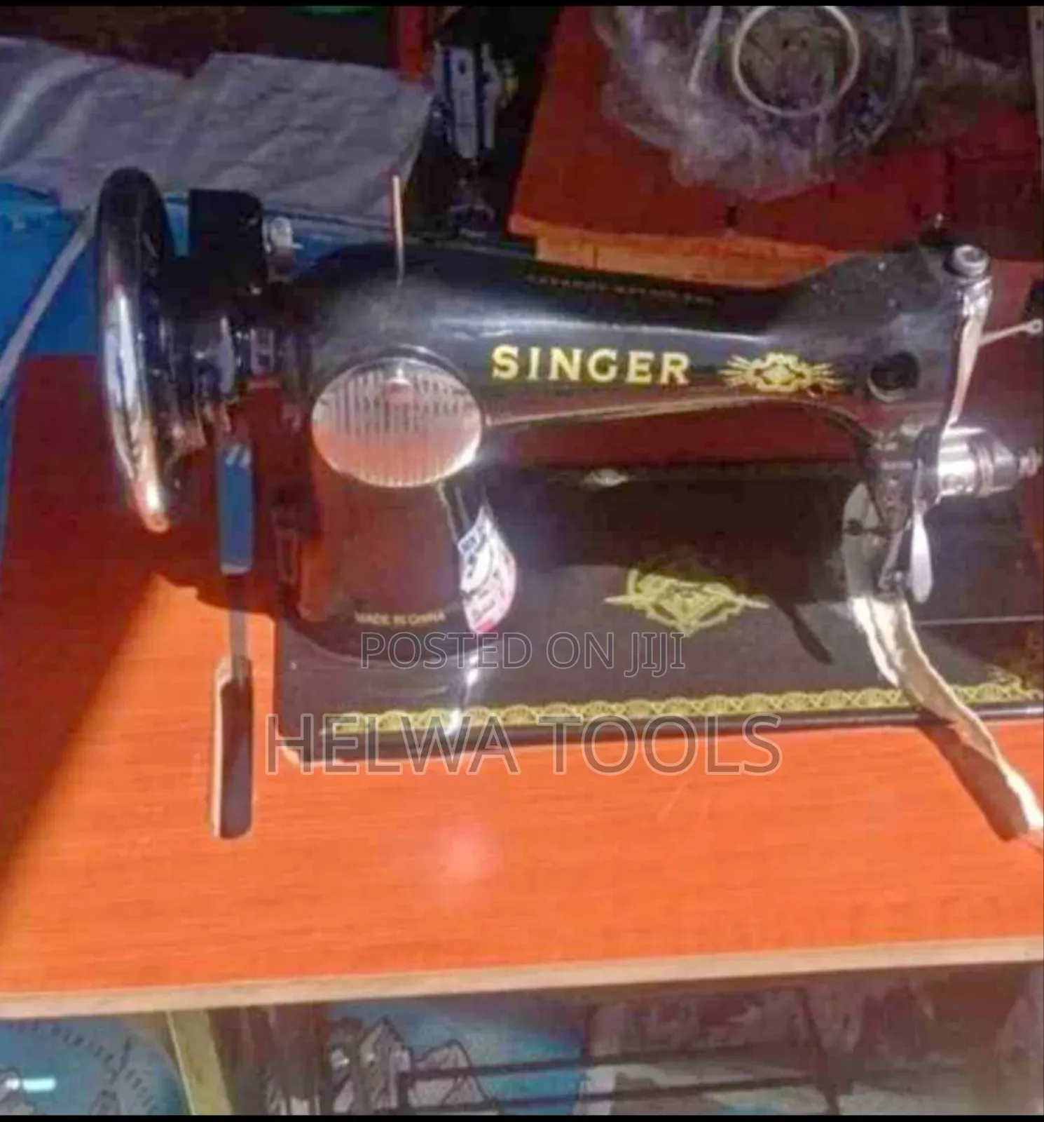 Singer Complete Sewing Machine/Domestic Sewing Machine