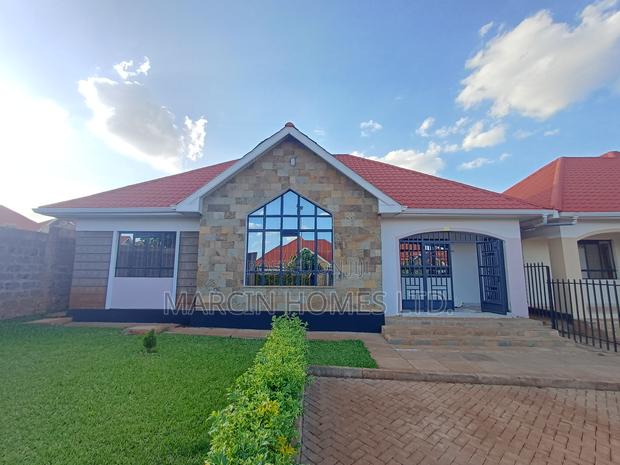 4bdrm Bungalow in Kenyatta Road / Theta  for rent