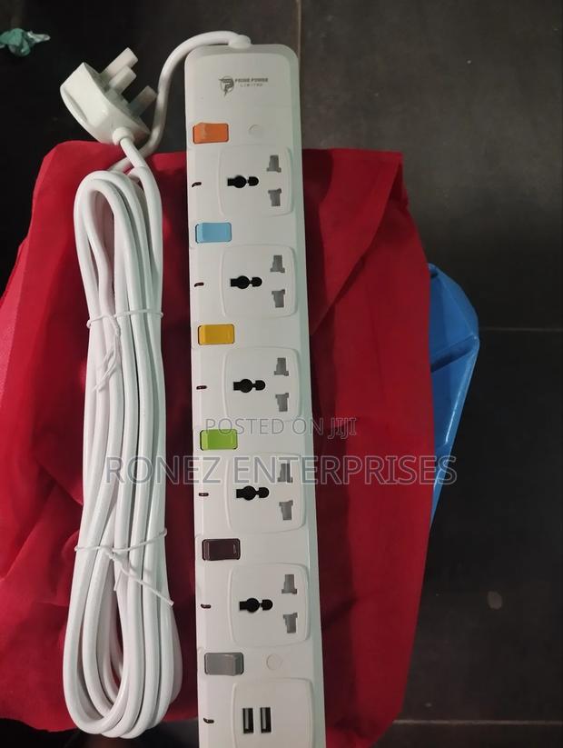 5 Way Extension With Usb - thumbnail 2