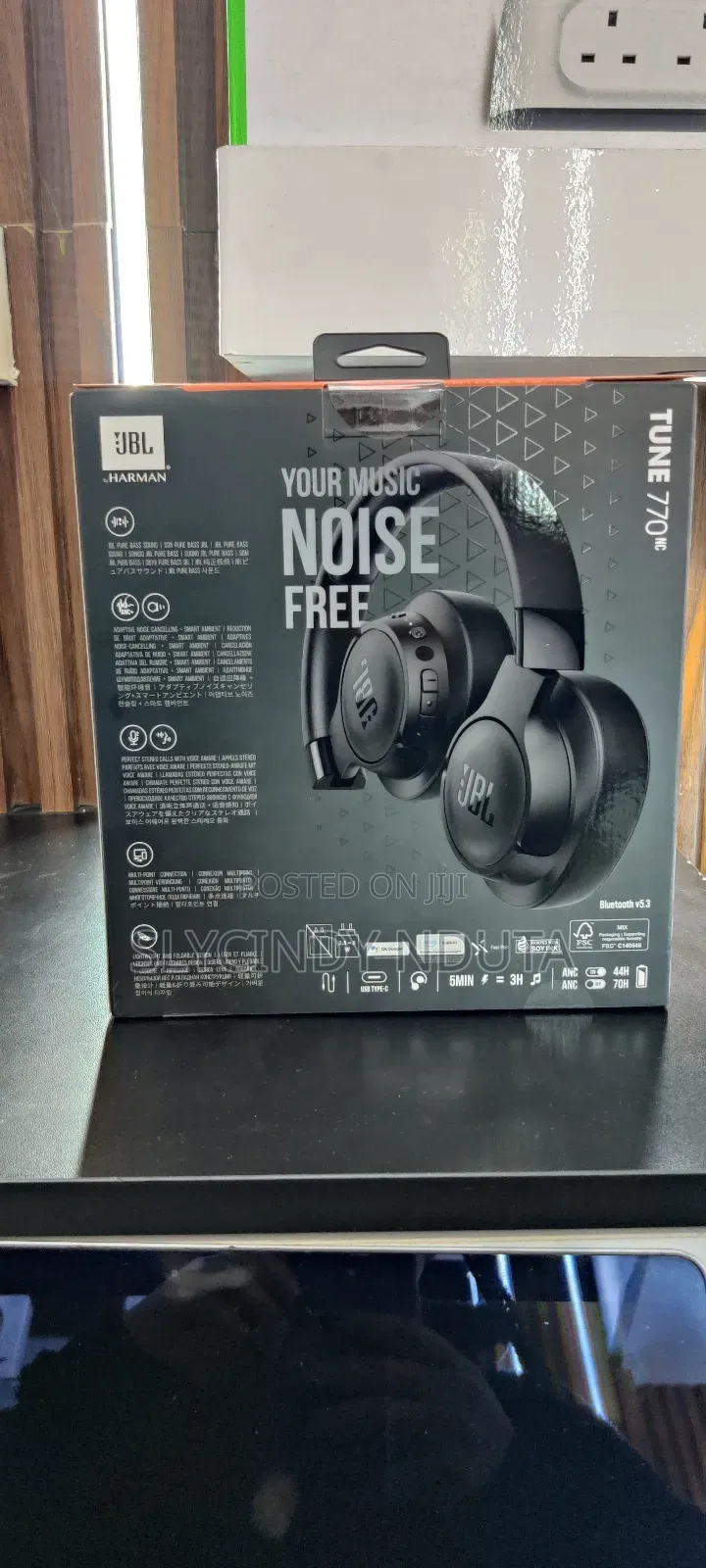JBL Tune 770nc