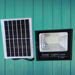 Ip67 Waterproof 200w Solar Flood Light Rustproof and Maintenance-Free