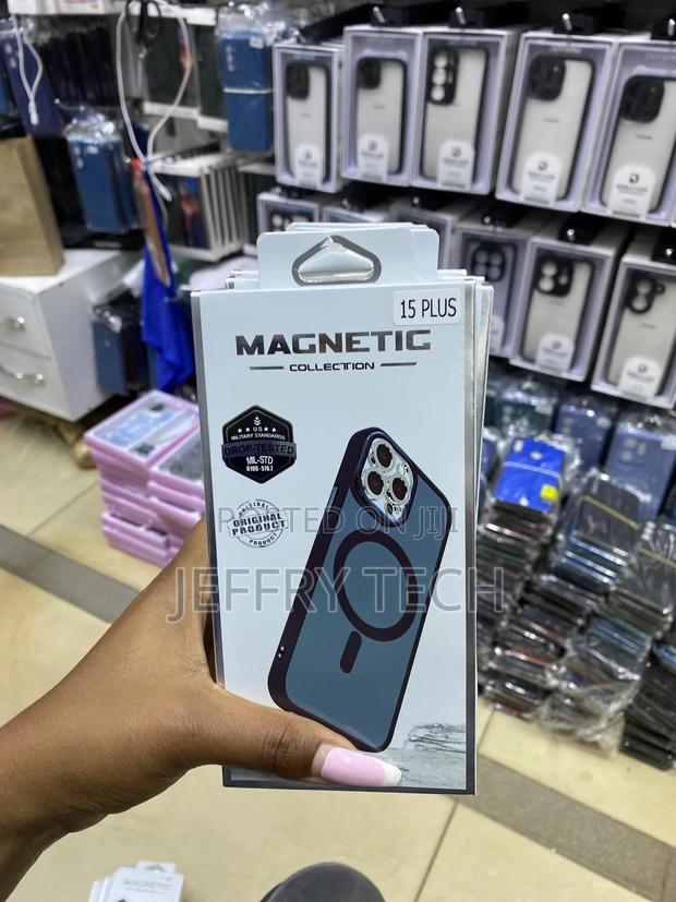 Agnaooi Magnetic Case for iPhone 15 Plus Transluscent Matte