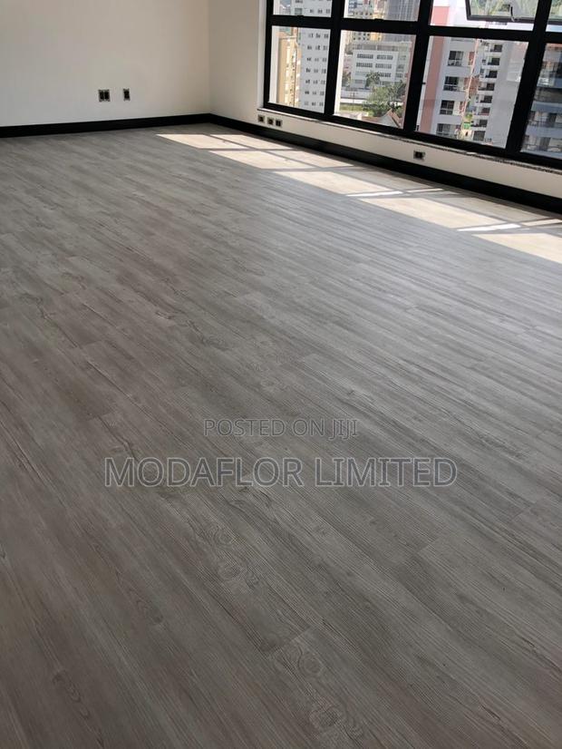 Elegant Stone Plastic Composite (Spc) Flooring