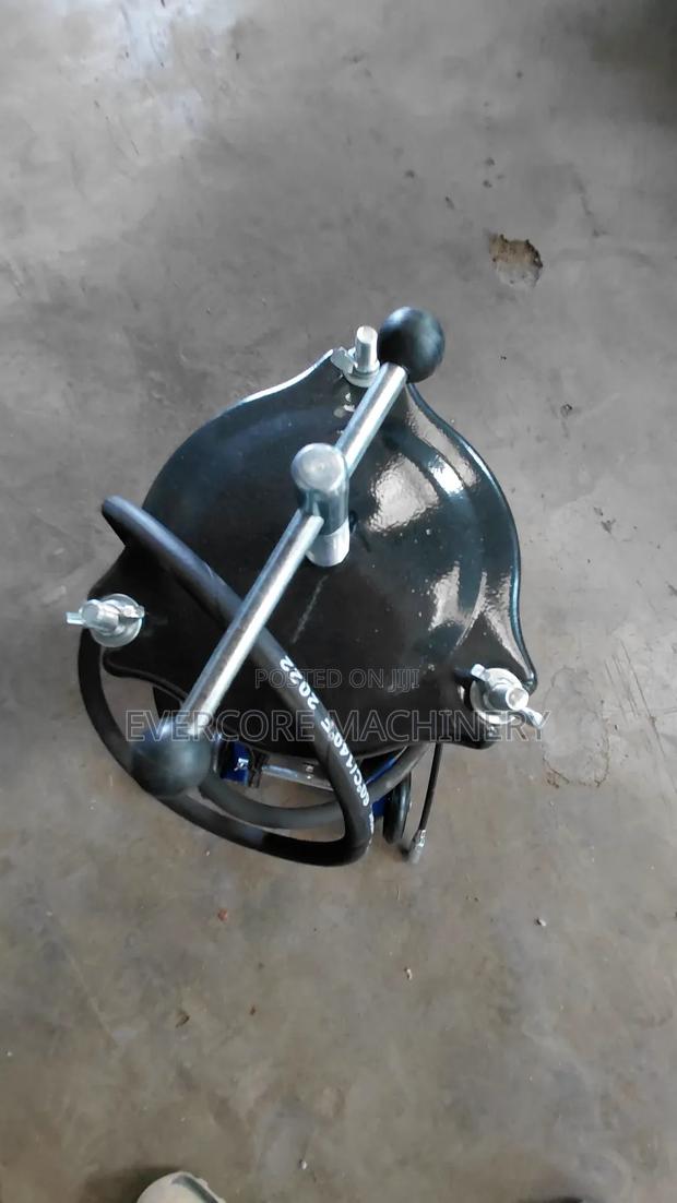 Heavy Duty Manual Foot Grease Pump Machine. - thumbnail 2