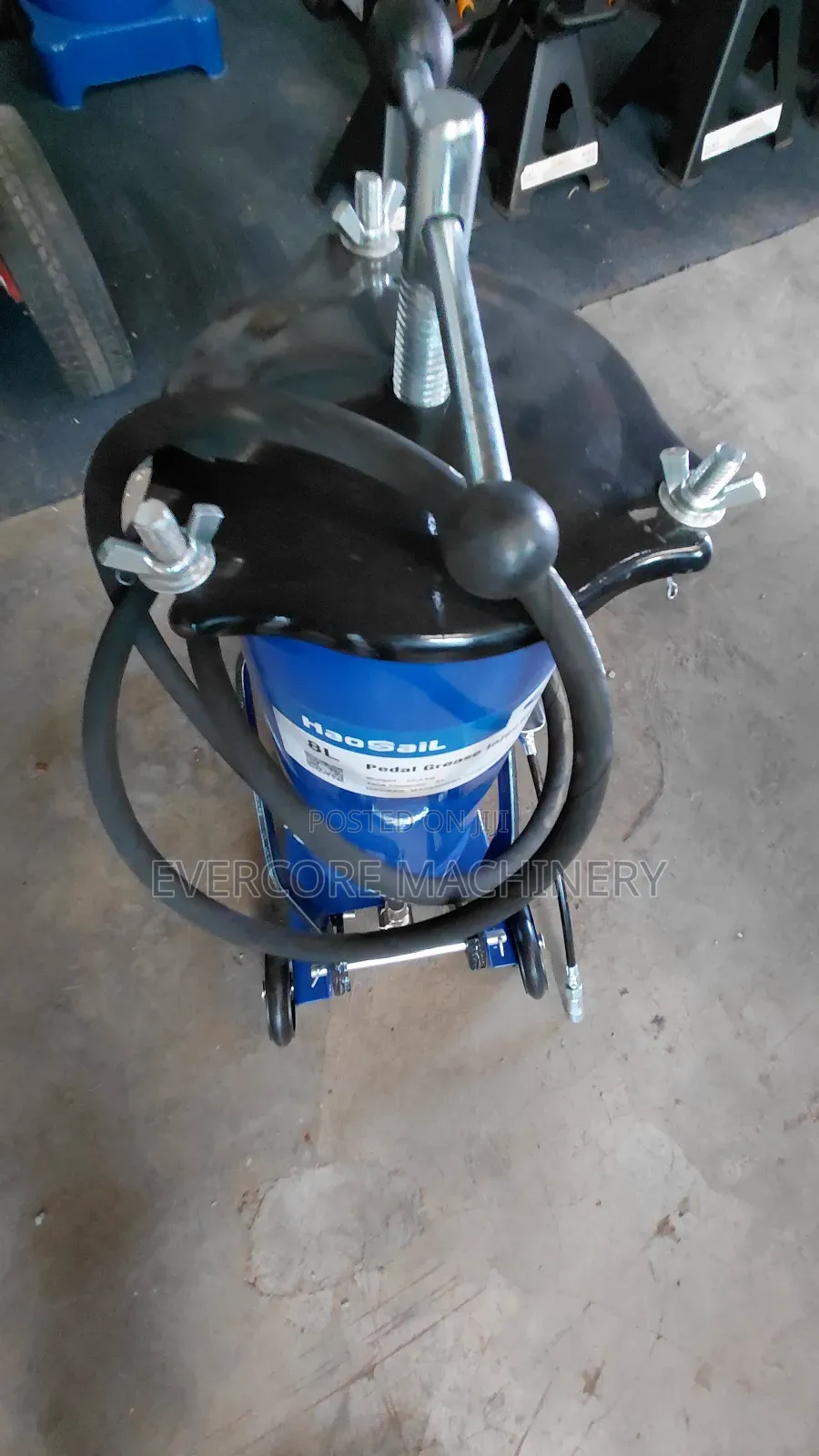 Commercial Pedal Grease Injector Machine Heavy Duty