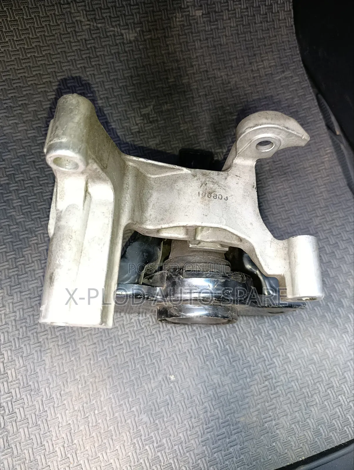 Nissan (Extrail, Dualis, Serena)-Mr20 Engine Mounting