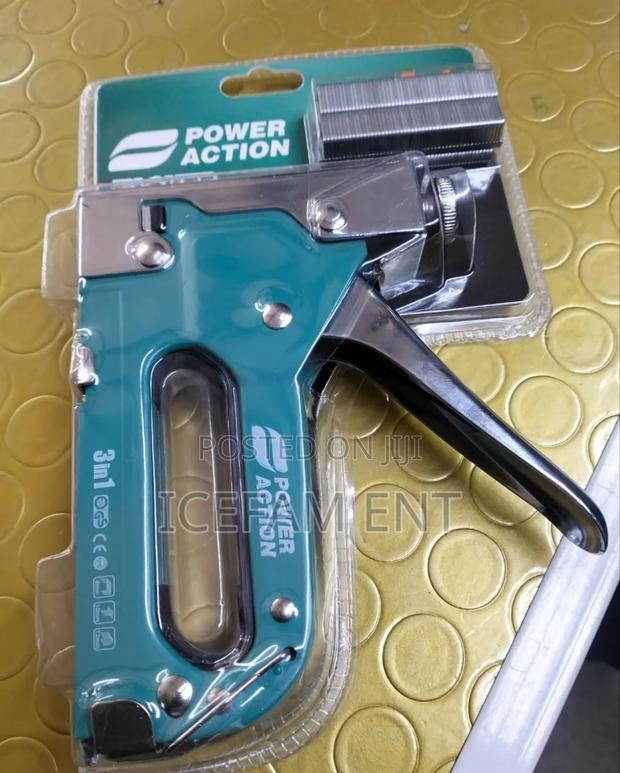 Power Action Staple Gun/Staple Gun