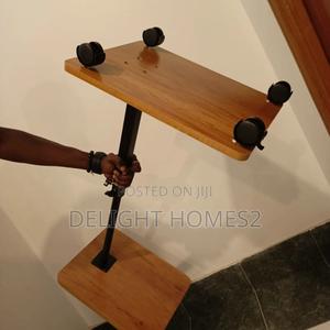 Adjustable Height Coach Side Table_re - thumbnail 2