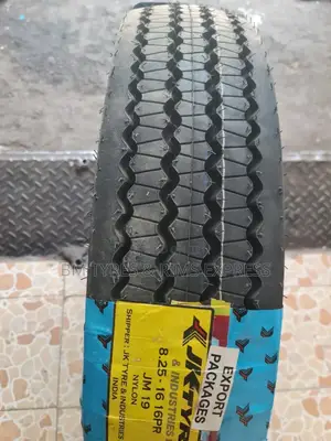 825 R16 Jk Tyres (India) Highway.