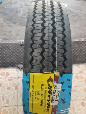 825 R16 Jk Tyres (India) Highway.