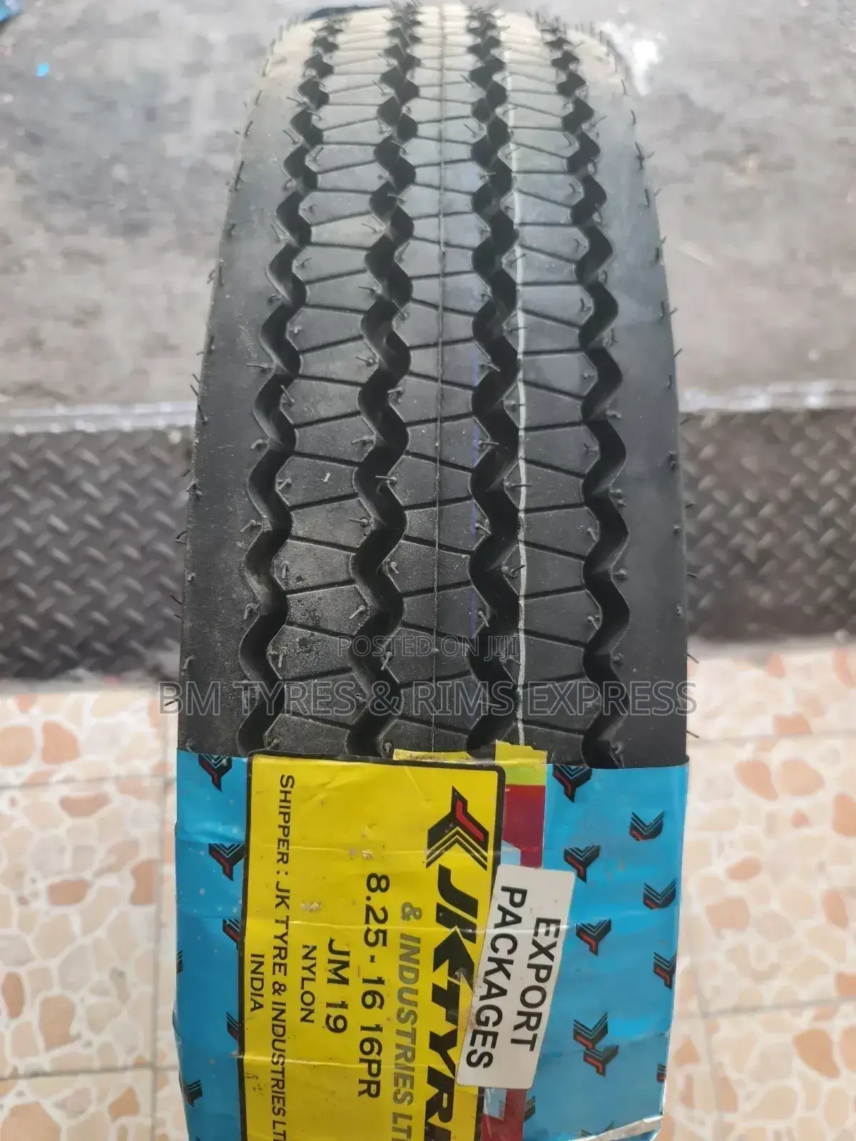 825 R16 Jk Tyres (India) Highway.