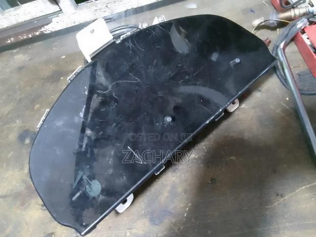 Harrier Old Model Dashboard Clock Ex Japan