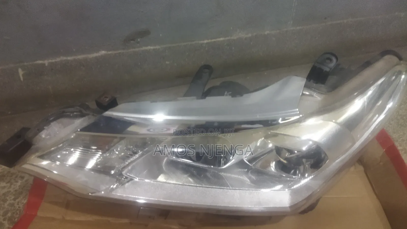 Fielder 165 Non - Xenon Headlight