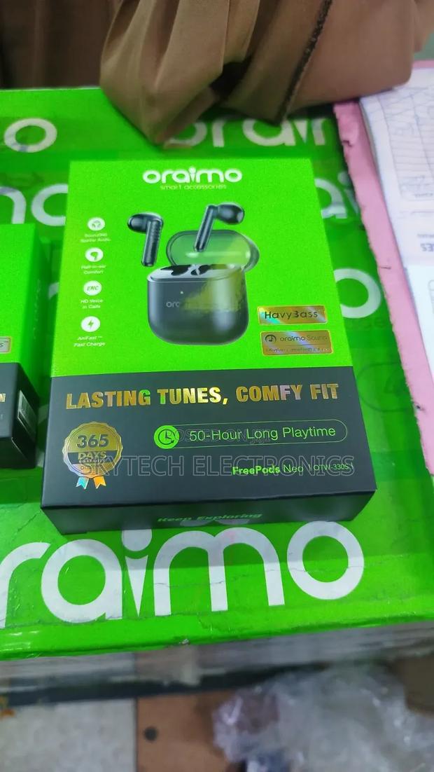 Oraimo Earbuds - main view