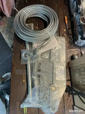 Pulling and Lifting Tirfor Winch