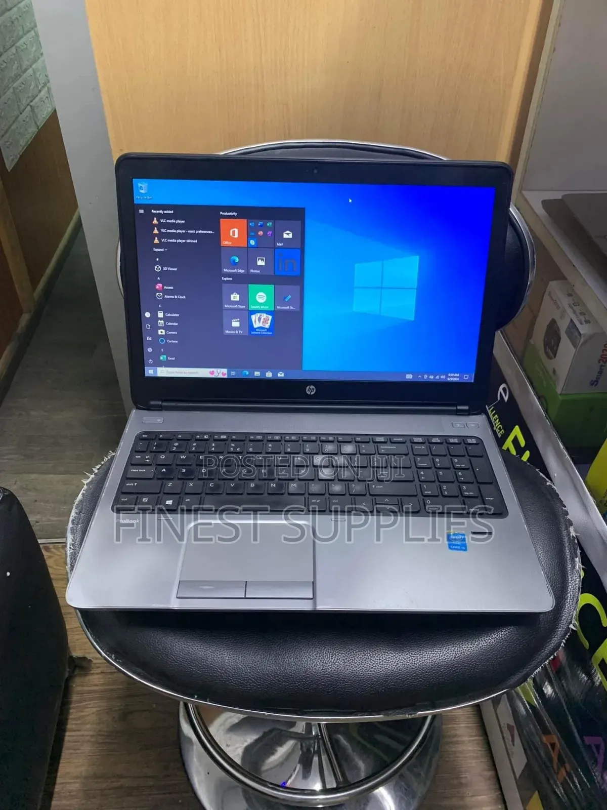 Laptop HP 14-Dq2031tg 2GB Intel Celeron HDD 128GB