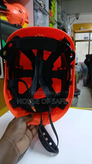 4 Point Chin Straps Helmets