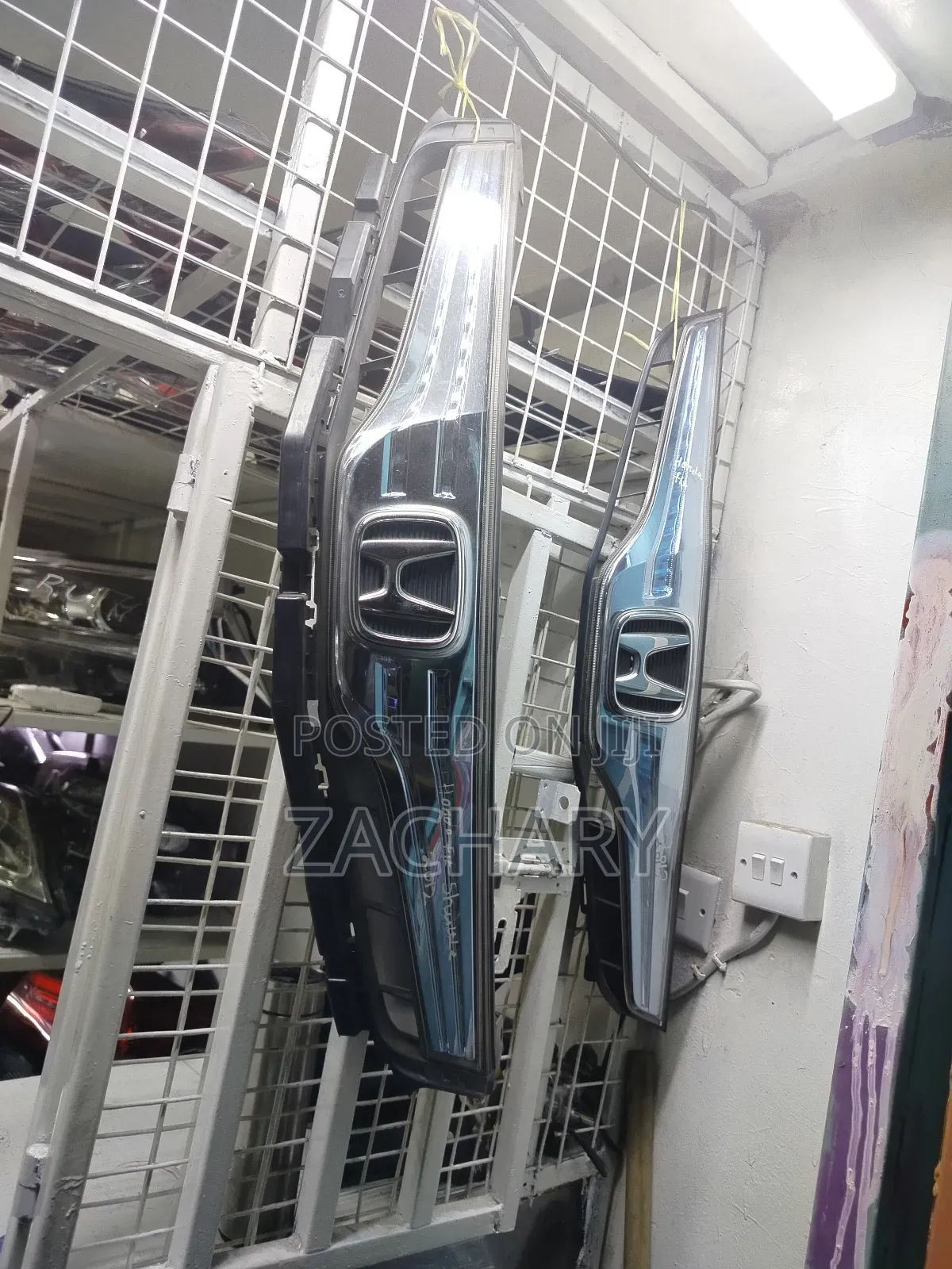 Honda Fit Shuttle 2012/13 Grille Ex Japan