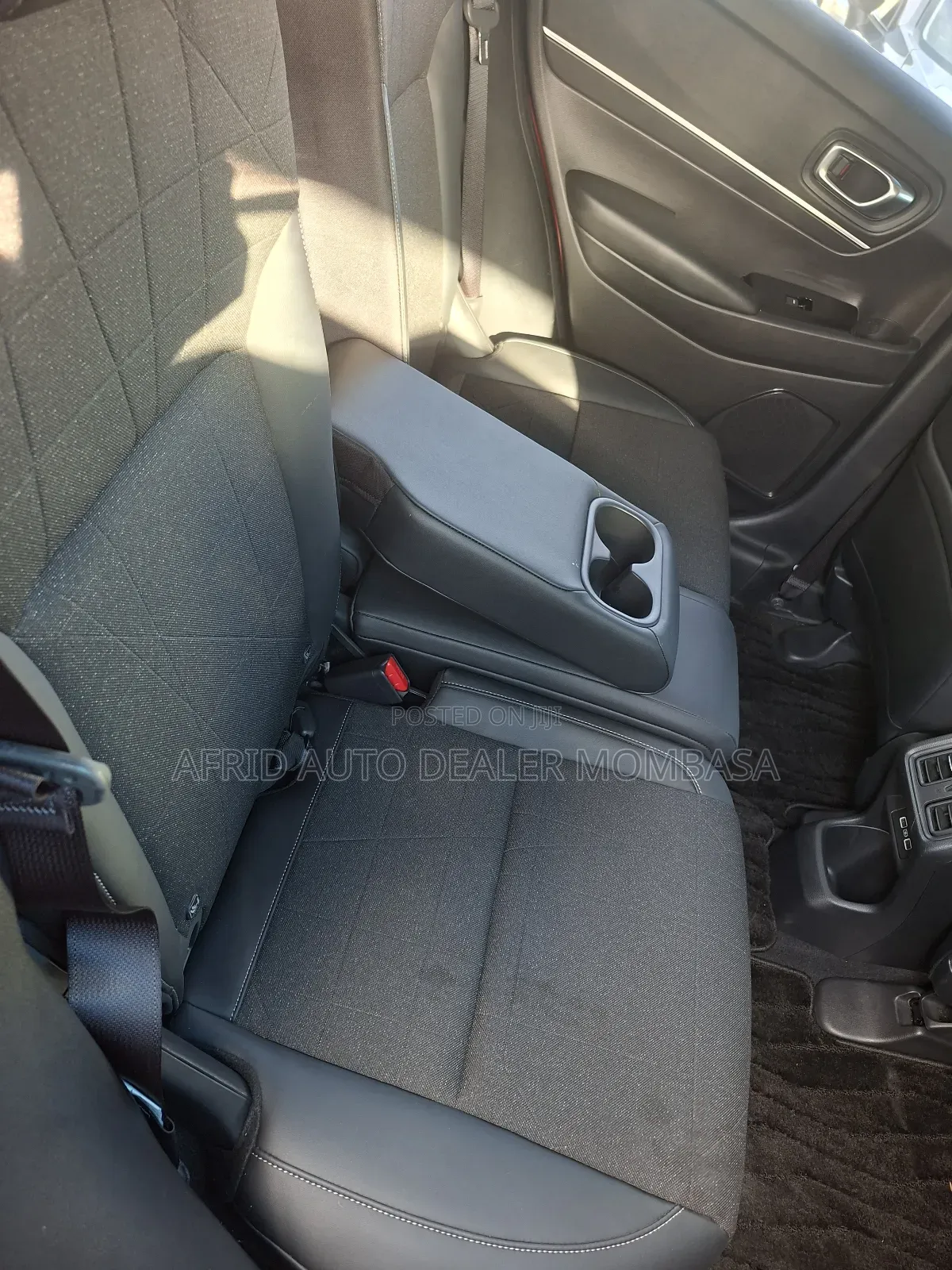 Honda Vezel 2022 Red