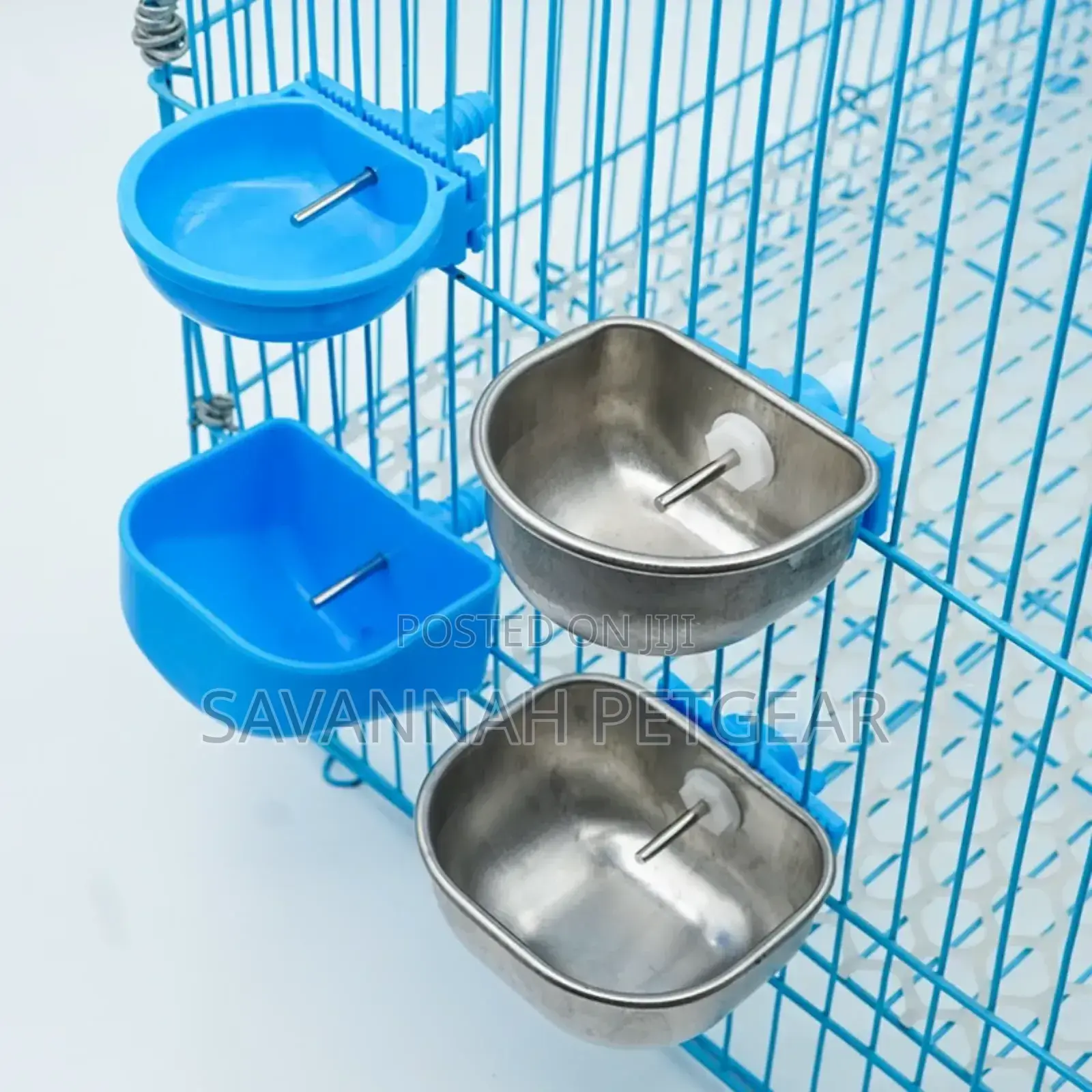 360° Automatic Rabbits Drinkers Bowls