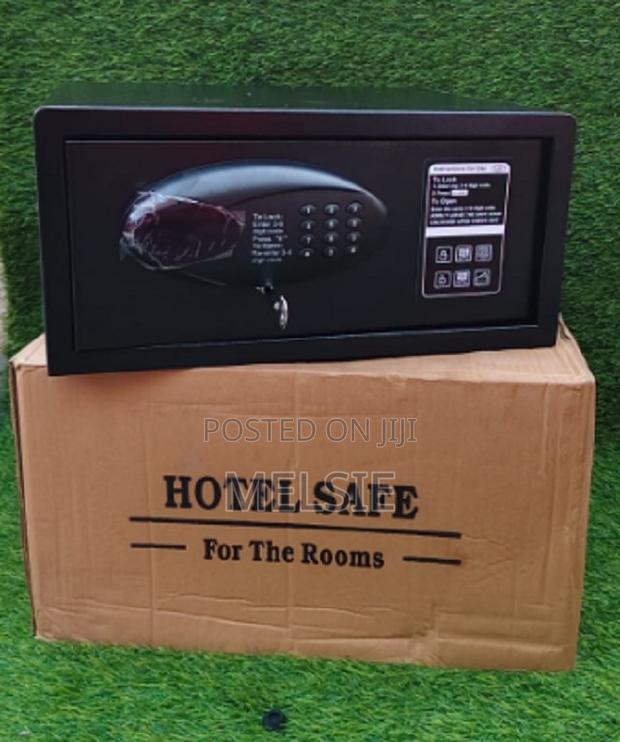 Digital Electronic Hotel Safe Alerts When Battery Replacement Needed