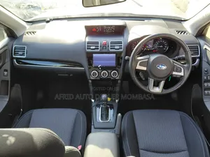 Subaru Forester 2018 Silver
