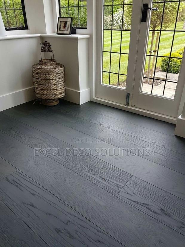 Elegant Oak Laminate Flooring – Luxury Look, Great Price