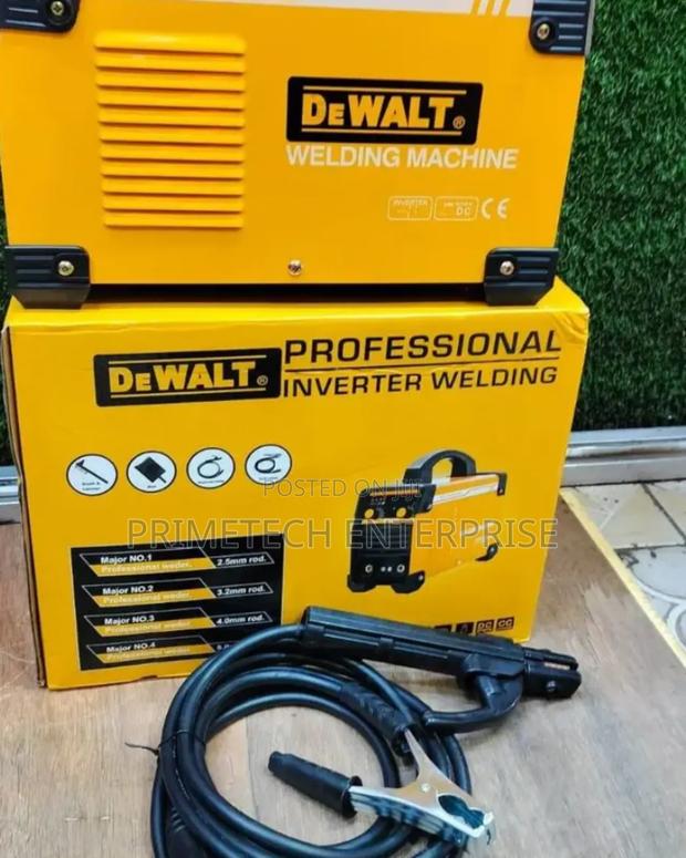 Original Dewalt Welding Machine 300amps With Guard - main view