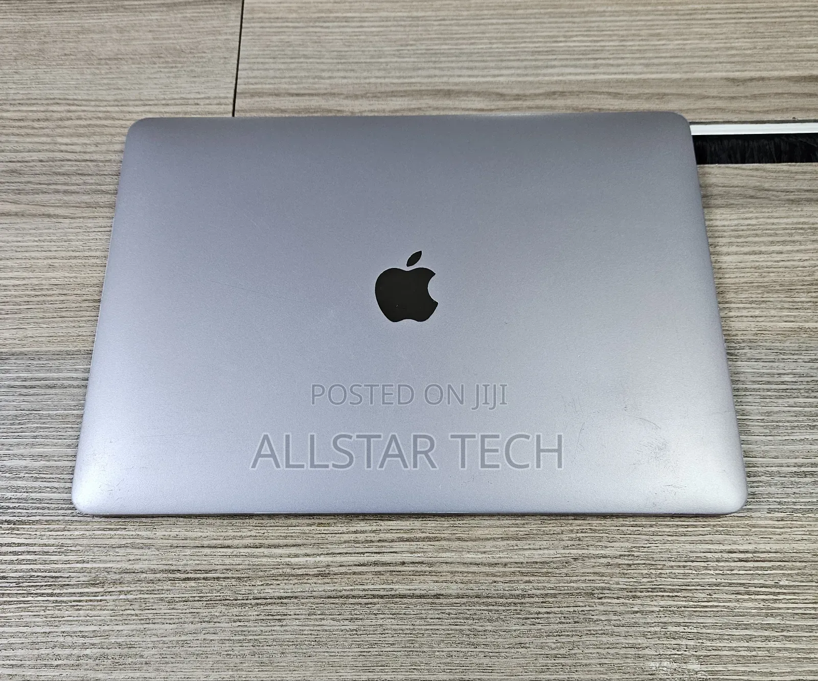 Laptop Apple MacBook Pro 2018 16GB Intel Core I7 SSD 512GB