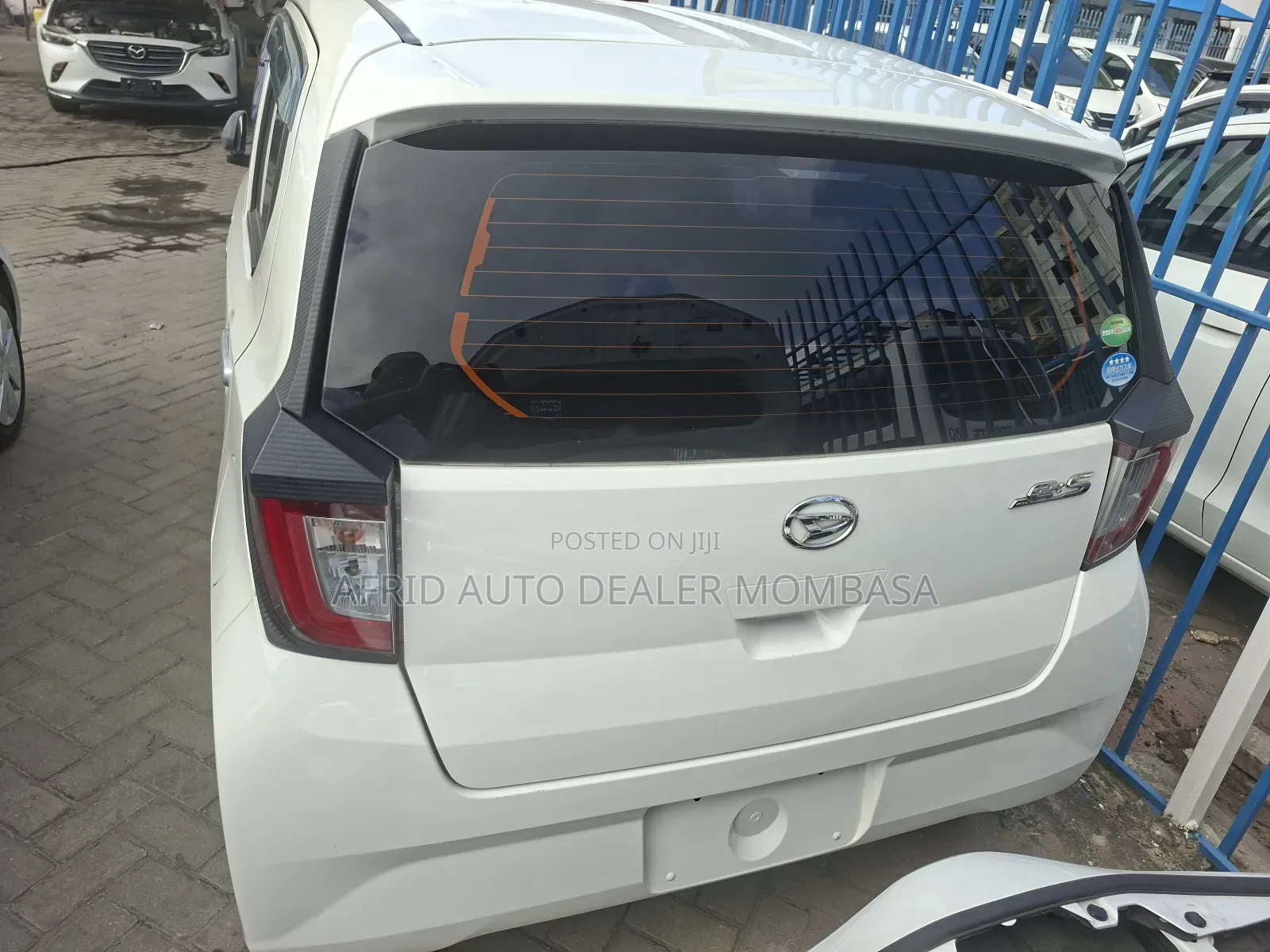 Daihatsu Mira 2019 White