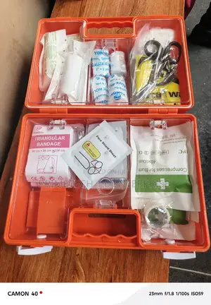 First Aid Kit Set - Medium