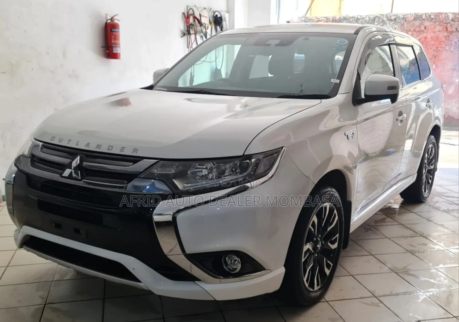 Mitsubishi Outlander 2.4 PHEV AWD 2019 White