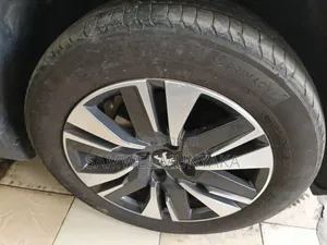 Peugeot 2008 1.2 PureTech (155 Hp) 2019 Pearl