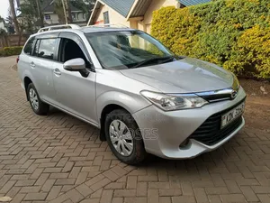 Toyota Corolla Fielder 2015 Silver
