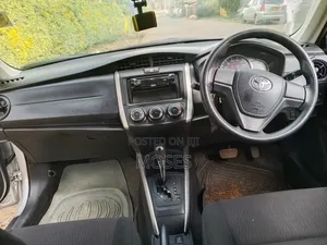 Toyota Corolla Fielder 2015 Silver