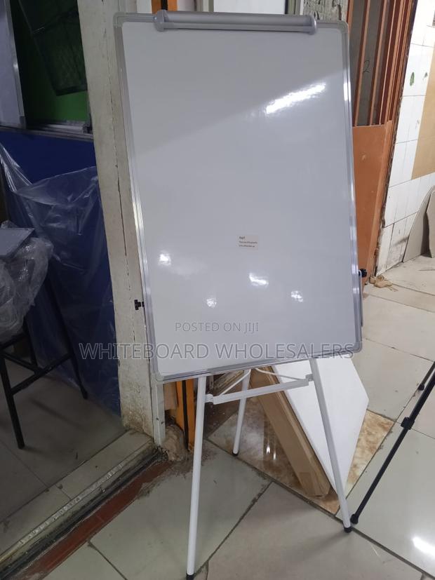 Imported Flipchart Stand 90cm X 60cm - thumbnail 3