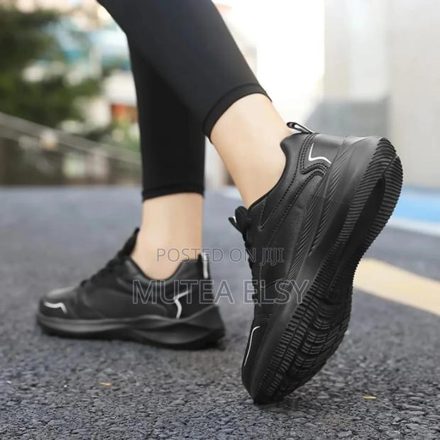 Black White Fancy Sport Shoes - thumbnail 3