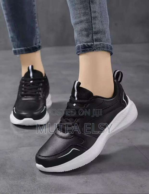 Black White Fancy Sport Shoes - thumbnail 4